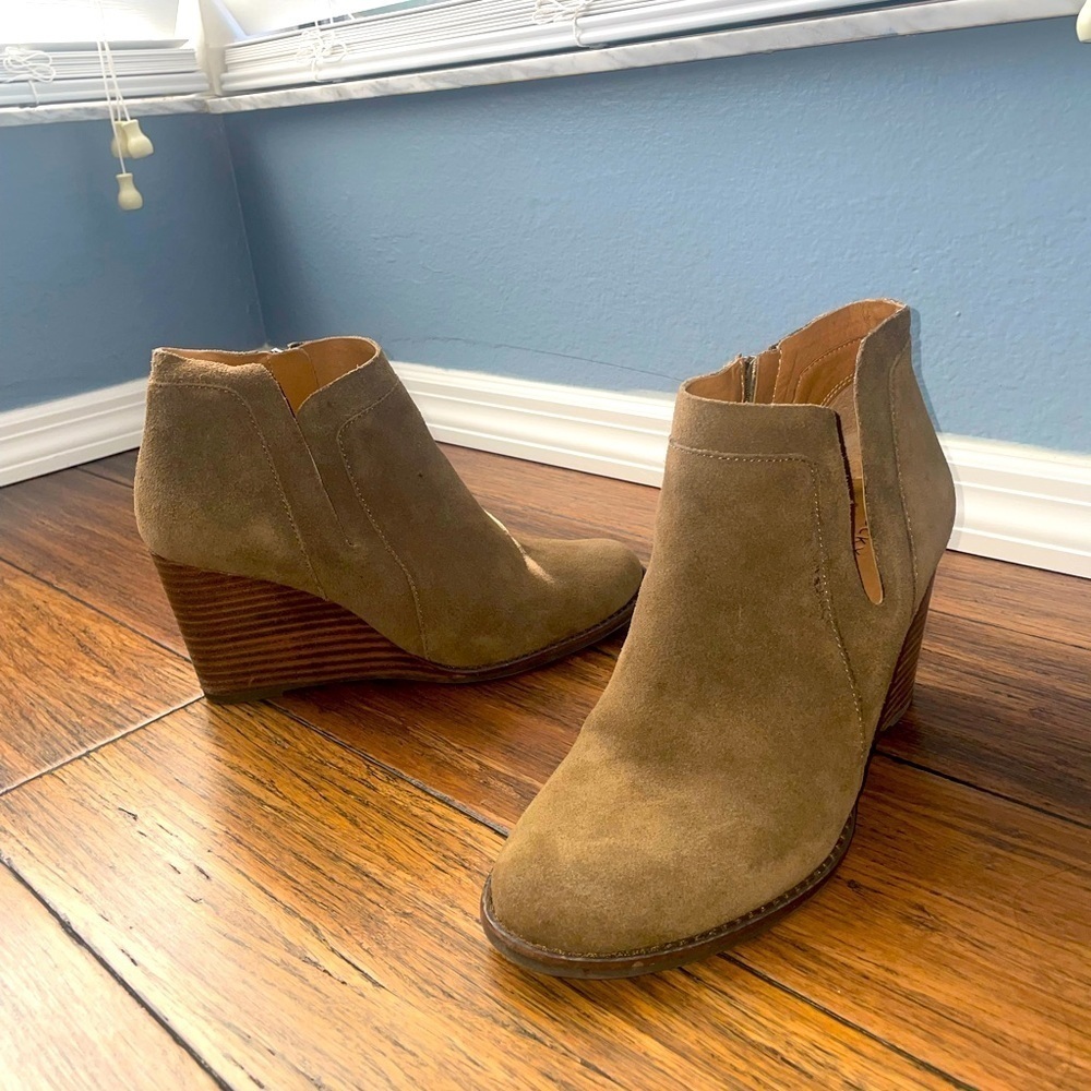 Olive taupe suede leather booties ankle boots heels